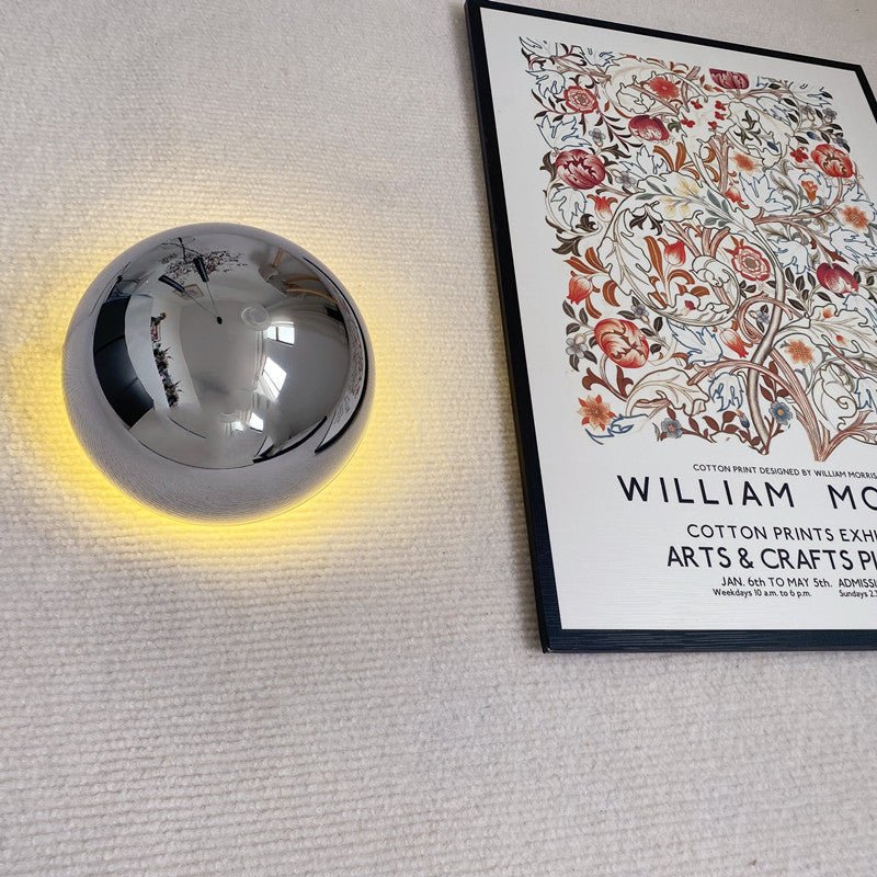 Lampa ścienna w stylu średniowiecznym Bauhaus