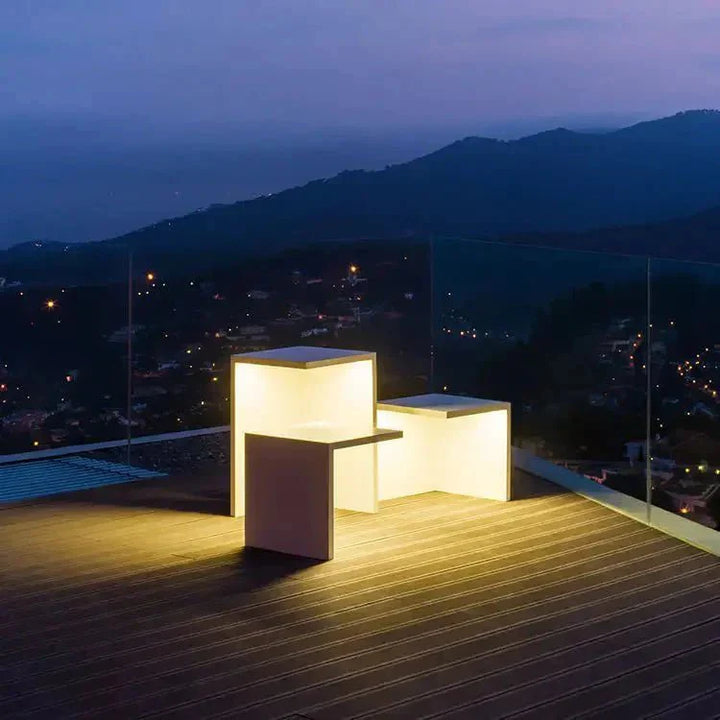 Lampa solarna Block Lane do ogrodu