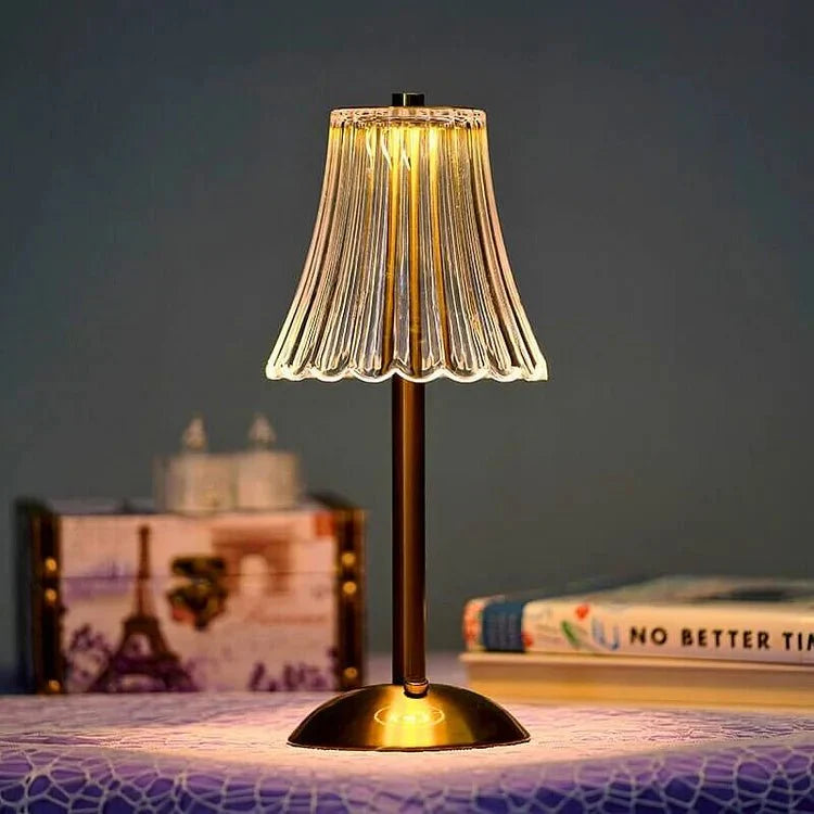 Kryształowa bezprzewodowa lampa stołowa