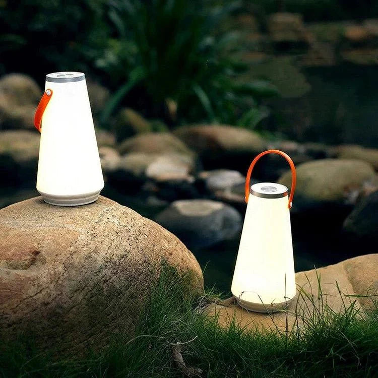 Przenośna lampa LED do kempingu na zewnątrz