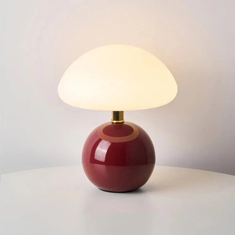 Francuska lampa w kształcie grzyba