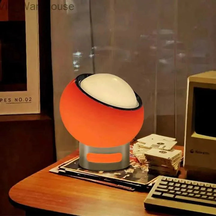 Lampa stołowa Bauhaus z francuskiego opalu