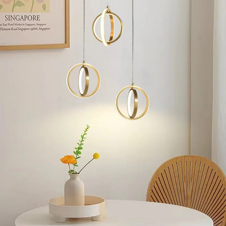 Złota Geometria Lampa Wisząca 2-Pierścieniowa LED w Mosiądzu