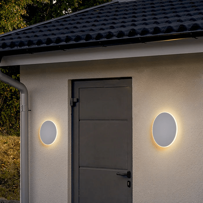 Minimalistyczna okrągła lampa LED ścienna z metalu do użytku zewnętrznego