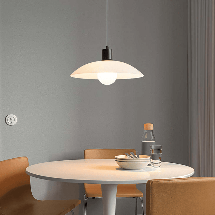 Minimalistyczna Biała Szklana Lampa Wisząca