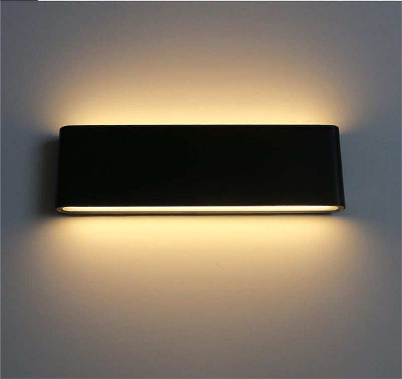 Nowoczesna Lampa Ścienna LED Wodoodporna na Zewnątrz