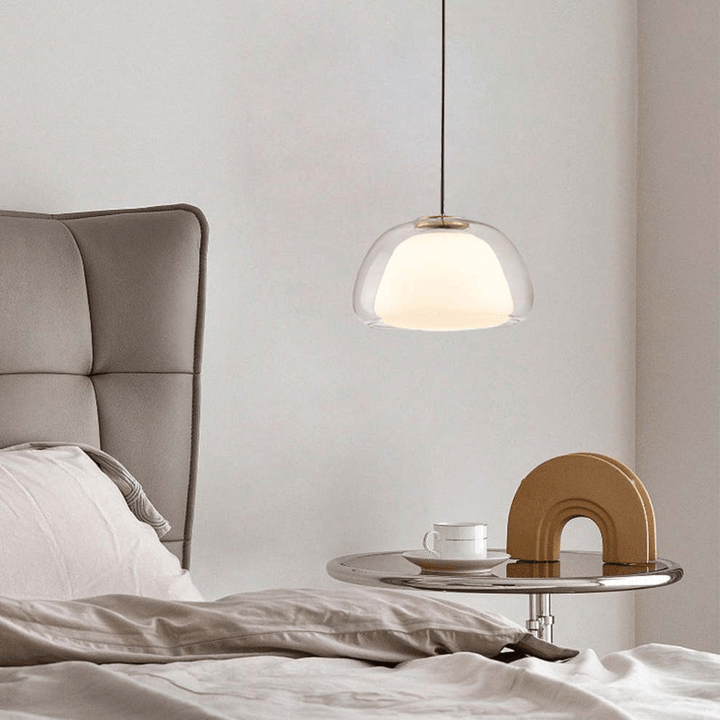 Nowoczesna lampa wisząca z mlecznego szkła