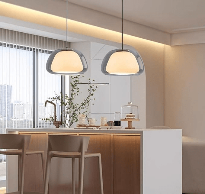 Nowoczesna lampa wisząca z mlecznego szkła