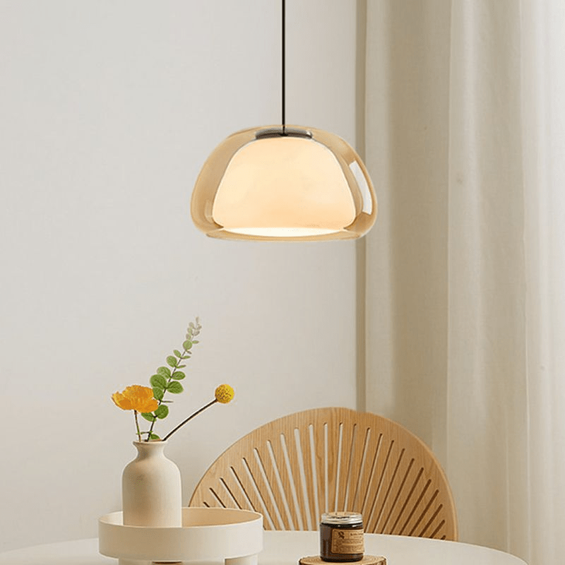 Nowoczesna lampa wisząca z mlecznego szkła