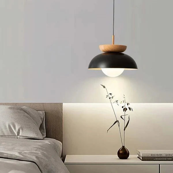 Skandynawska lampa wisząca półdrewniana
