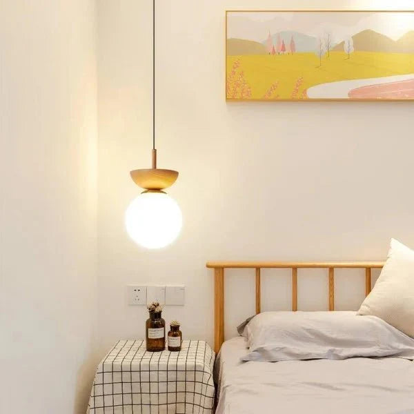 Skandynawska lampa wisząca półdrewniana