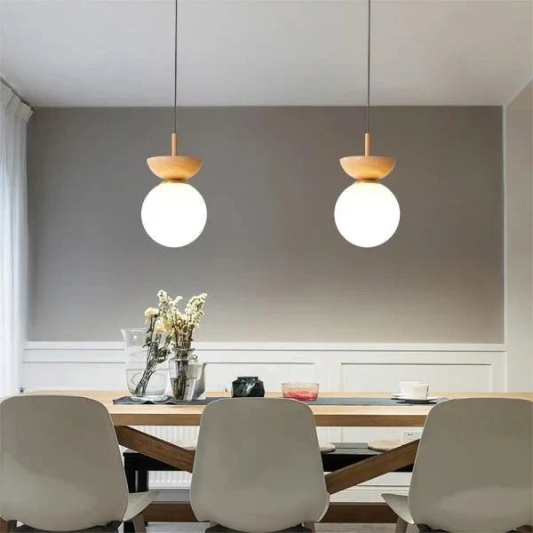 Skandynawska lampa wisząca półdrewniana