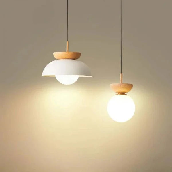 Skandynawska lampa wisząca półdrewniana