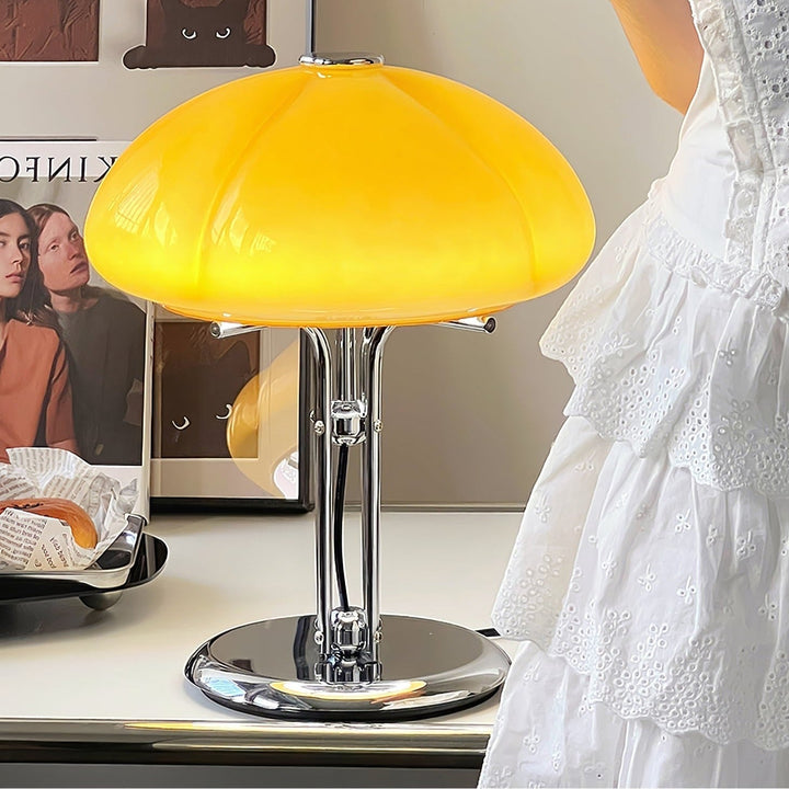 Lampa stołowa Bauhaus z grzybem