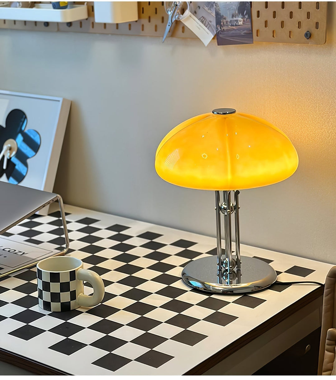 Lampa stołowa Bauhaus z grzybem
