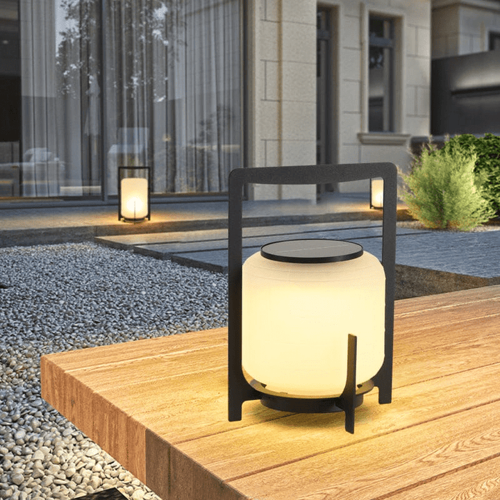 Lampa patio na energię słoneczną
