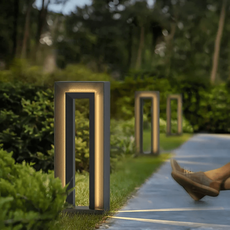 Lampa ogrodowa Prism Pathway