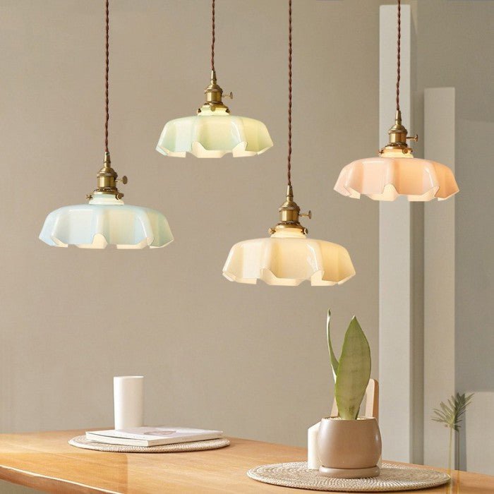 Retro Szklana Lampa Wisząca w Kształcie Kwiatu