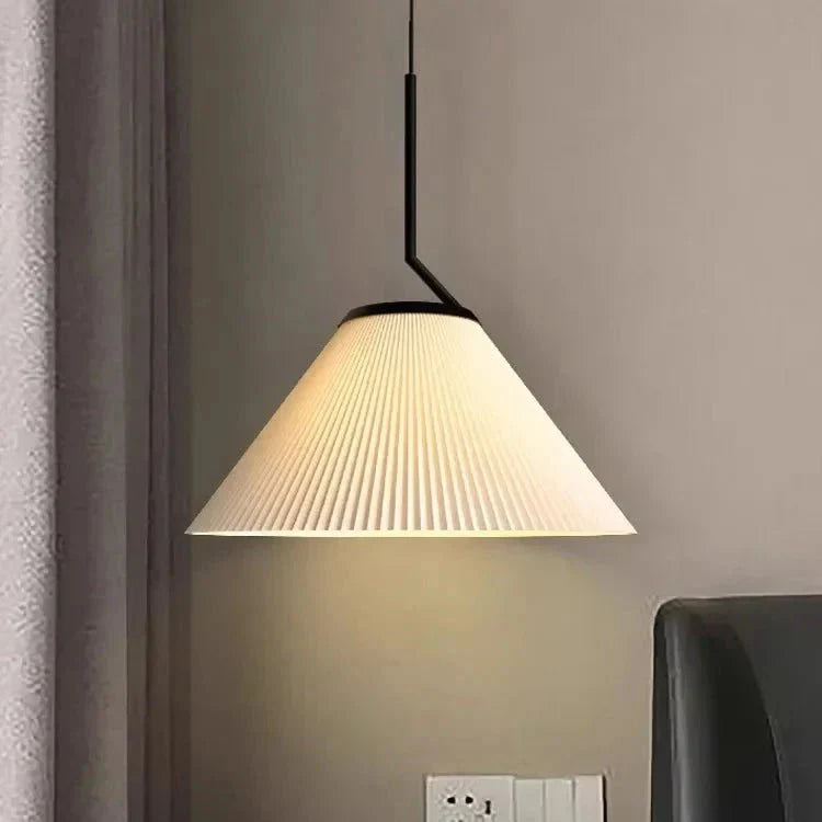 Nordycka plisowana kremowa lampa wisząca