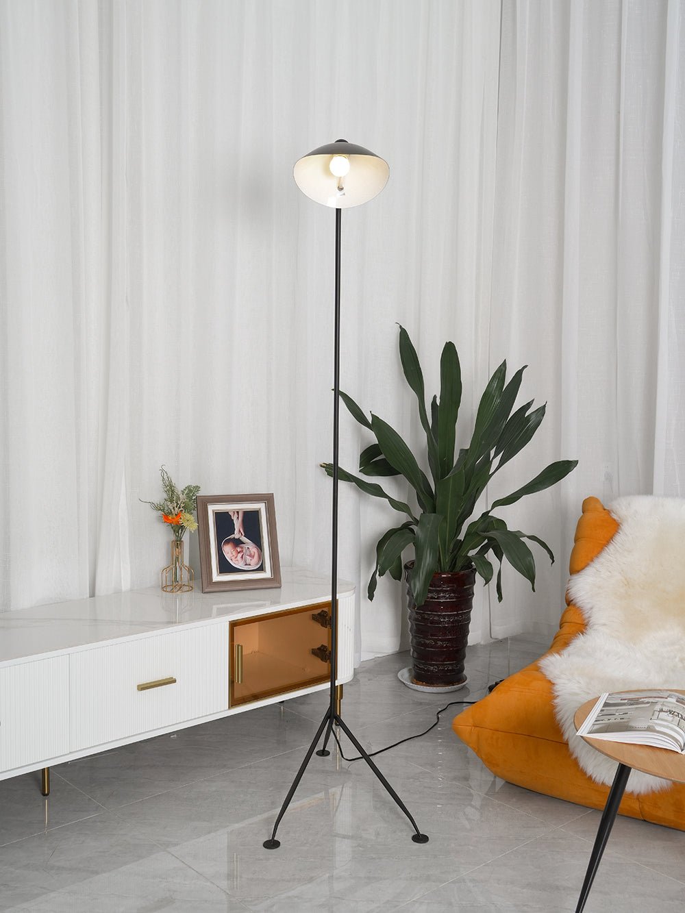 Lampa podłogowa Serge Mouille