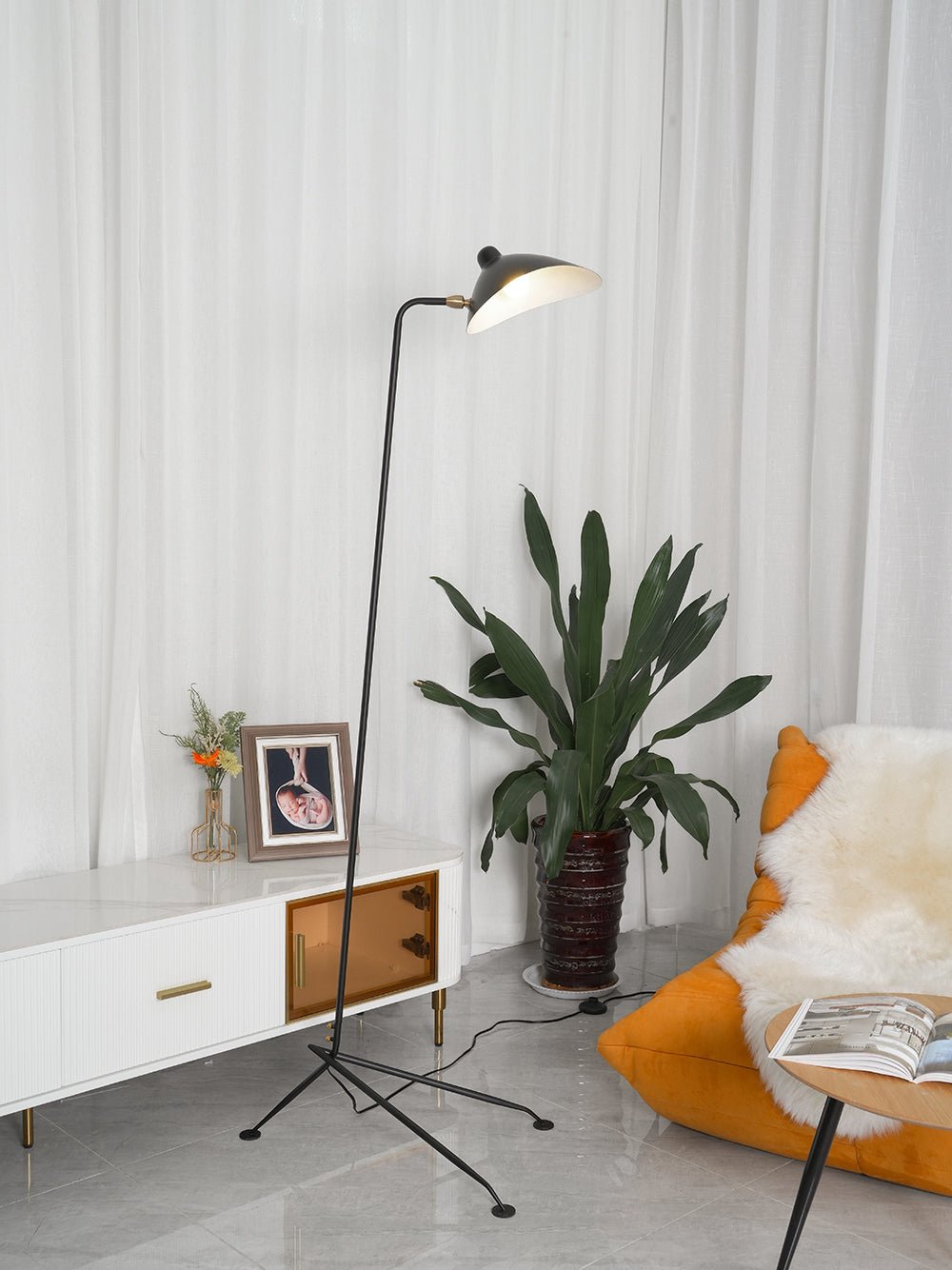 Lampa podłogowa Serge Mouille