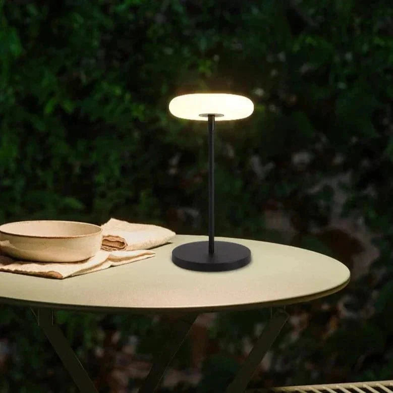 Lampa zewnętrzna Signature na energię słoneczną