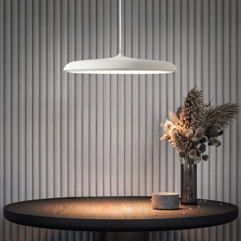 Lampa wisząca w stylu skandynawskim