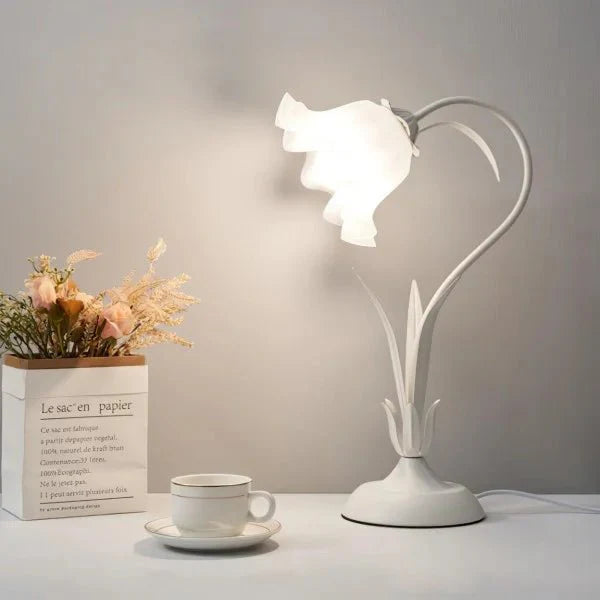 Vintage regulowana lampa stołowa w kształcie kwiatu