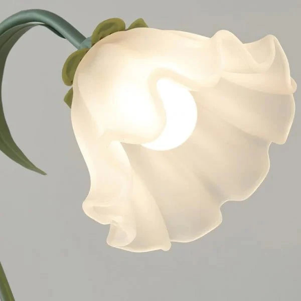 Vintage regulowana lampa stołowa w kształcie kwiatu