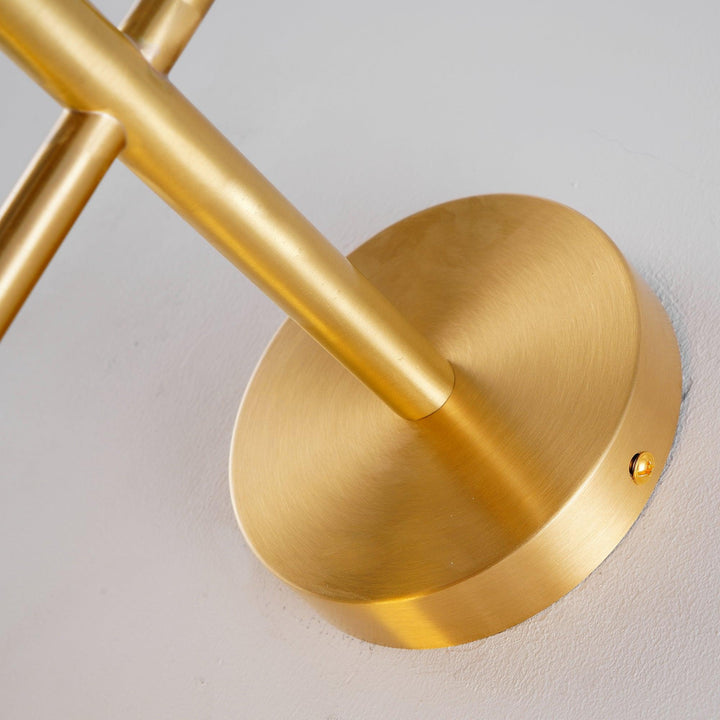 Pionowa Lampa Ścienna z Szklaną Kulą