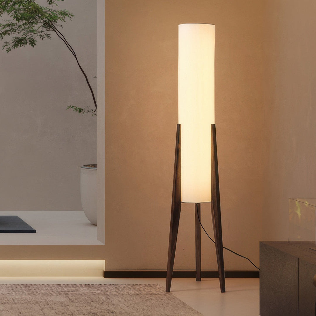 Lampa podłogowa z orzecha - sztuka z litego drewna