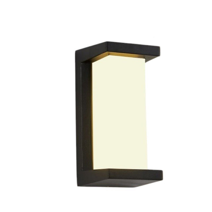 Lampa ścienna z czujnikiem ruchu