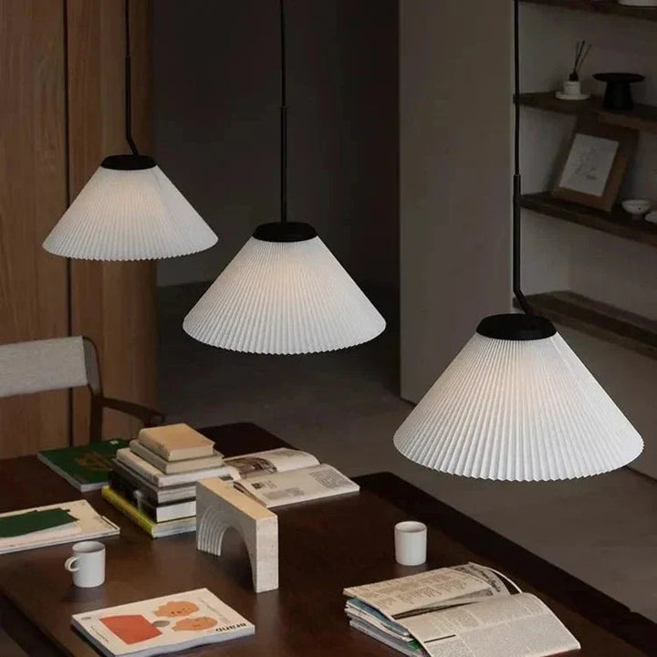 Nordycka plisowana kremowa lampa wisząca