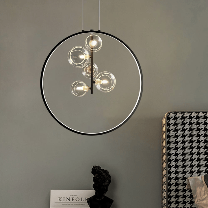 Czarna Lampa Wisząca Minimalistyczna Szklana Kula LED