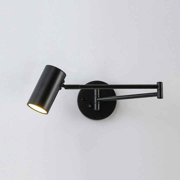 Lampa ścienna z ruchomym ramieniem