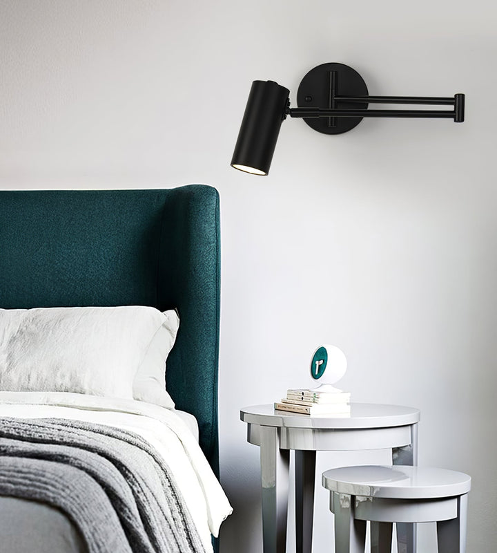 Lampa ścienna z ruchomym ramieniem