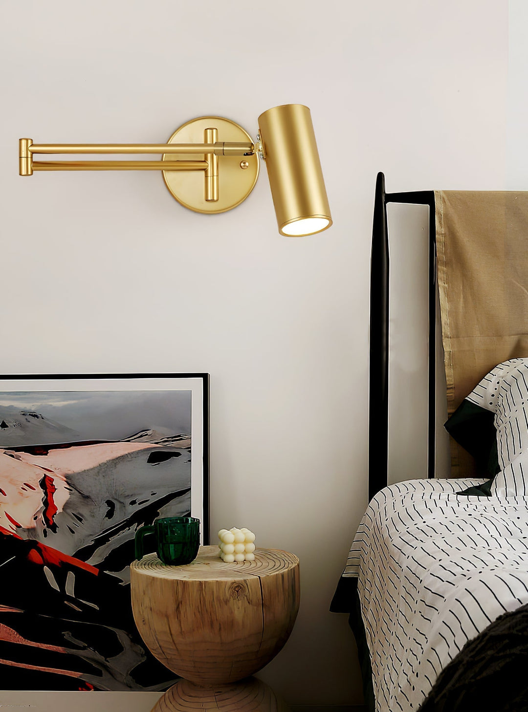 Lampa ścienna z ruchomym ramieniem