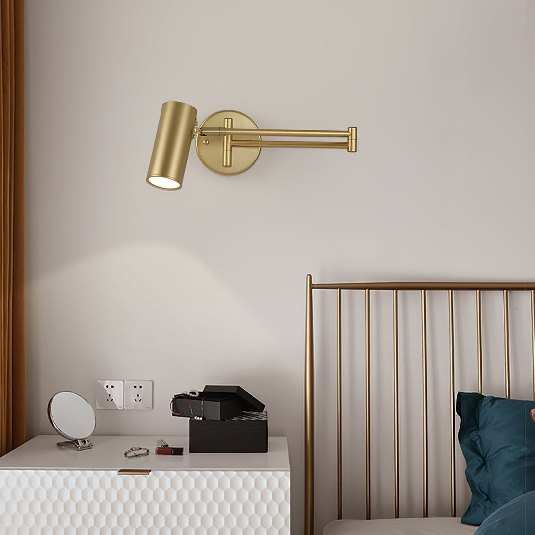 Lampa ścienna z ruchomym ramieniem